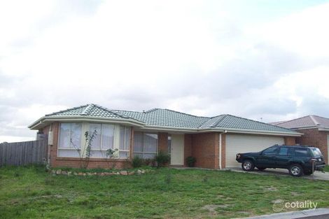 64 Bateman Gr, Hampton Park, VIC 3976