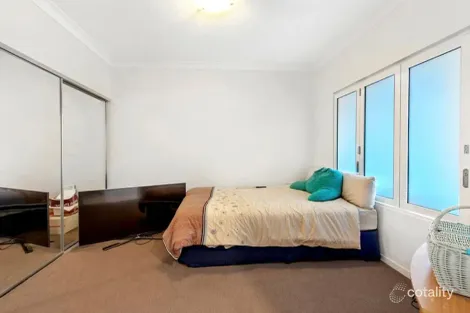 Property photo of 1911/25-31 East Quay Drive Biggera Waters QLD 4216