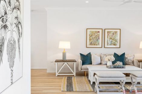Property photo of 2 Flamingo Street Little Mountain QLD 4551