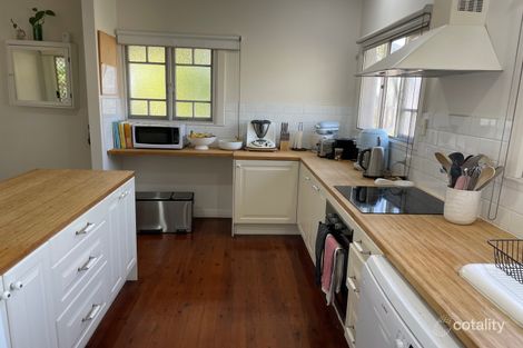 Property photo of 1 Mavis Street St Lucia QLD 4067