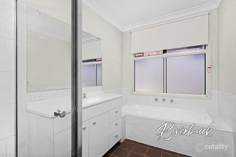 Property photo of 3 Edward Drive Pemulwuy NSW 2145