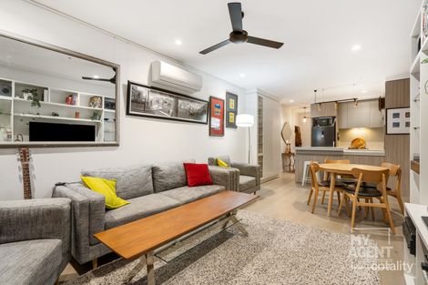 212/320 Plummer St, Port Melbourne, VIC 3207