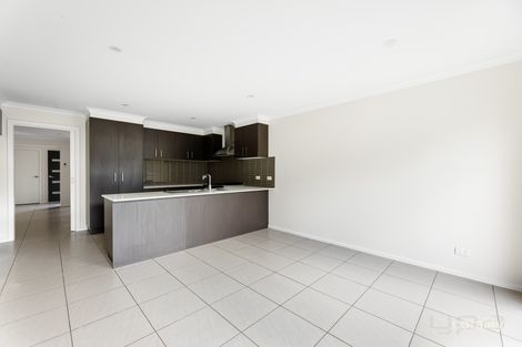 Property photo of 3/23 Jellicoe Street Werribee VIC 3030