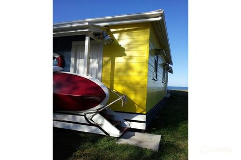 Property photo of 101 Biggs Avenue Beachmere QLD 4510