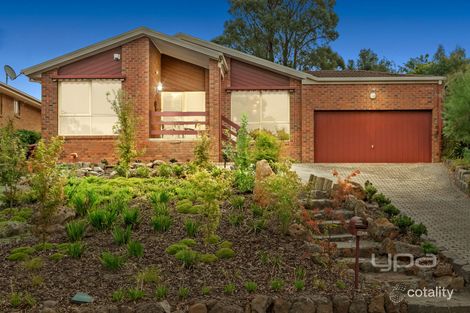 32 Dyson Dr, Sunbury, VIC 3429