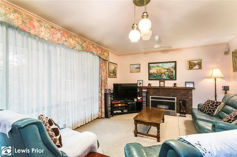 Property photo of 5 Oakridge Close Aberfoyle Park SA 5159