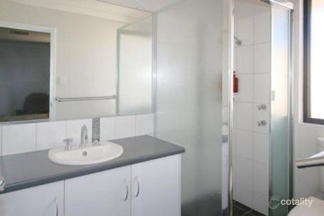 Property photo of 10 Mandalay Loop Wandina WA 6530