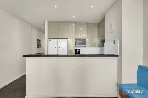 Property photo of 410/3 Como Crescent Southport QLD 4215