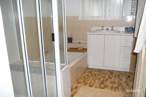 Property photo of 19 Belgrade Avenue Wodonga VIC 3690