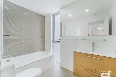 Property photo of 160/2 Browne Parade Warwick Farm NSW 2170