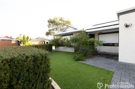 Property photo of 1 Halpin Circle Ellenbrook WA 6069