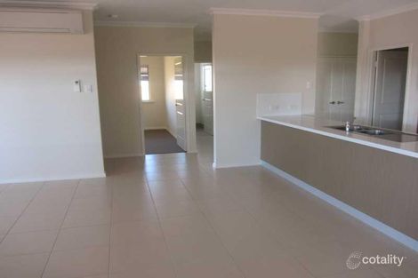 Property photo of 11 Bargas Link Bilingurr WA 6725