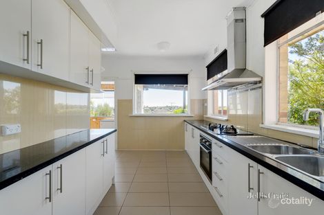 Property photo of 135 Thompsons Road Bulleen VIC 3105