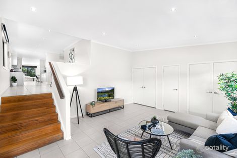 Property photo of 30 Kianawah Road Wynnum West QLD 4178