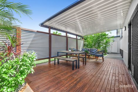 Property photo of 30 Kianawah Road Wynnum West QLD 4178