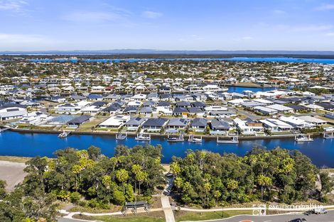 740 Cosmos Ave, Banksia Beach, QLD 4507