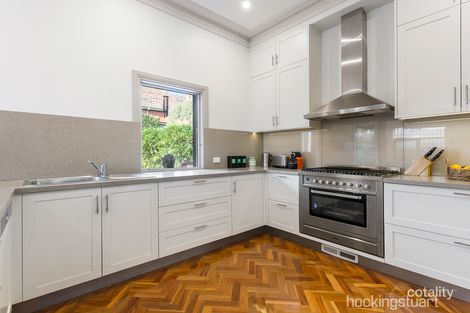 Property photo of 2 Mandeville Crescent Toorak VIC 3142