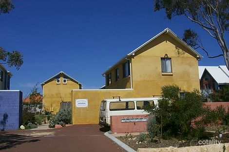 4 Bottrill St, Hamilton Hill, WA 6163