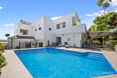 Property photo of 8 McPherson Place Illawong NSW 2234