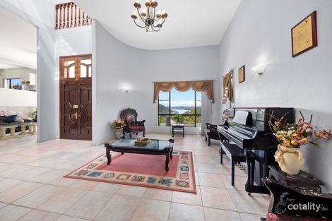 Property photo of 8 McPherson Place Illawong NSW 2234