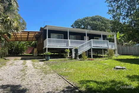 Property photo of 28 Francis Road Macleay Island QLD 4184