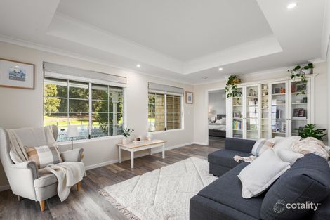 Property photo of 1 Beroona Place Jane Brook WA 6056