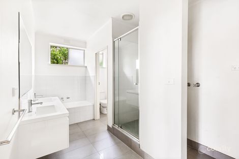 Property photo of 2/29 Barrington Avenue Kew VIC 3101