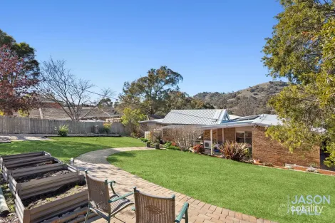 Property photo of 10 Weavers Crescent Theodore ACT 2905