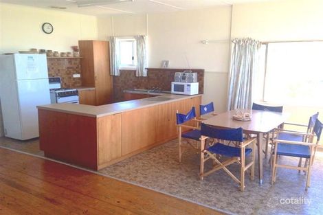 Property photo of 56 Beach Road Beachport SA 5280