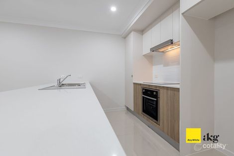 Property photo of 43 Wright Crescent Flinders View QLD 4305