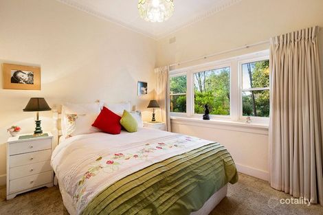Property photo of 32 Beauville Avenue Murrumbeena VIC 3163