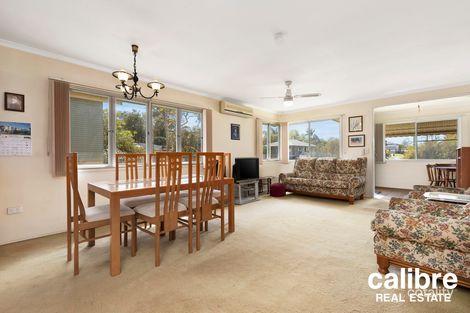 27 Minto Cres, Arana Hills, QLD 4054