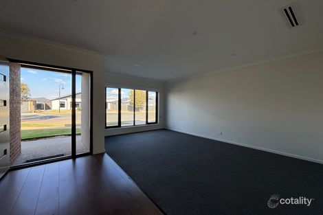 Property photo of 3 Eagle Close Yarrawonga VIC 3730