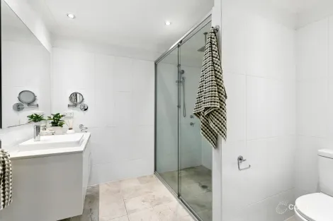 Property photo of 11 Rysdyk Parade Wamberal NSW 2260