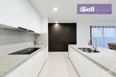 Property photo of 35 Arbourlea Boulevard Cranbourne North VIC 3977