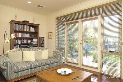 Property photo of 105 Westbourne Road Kensington VIC 3031