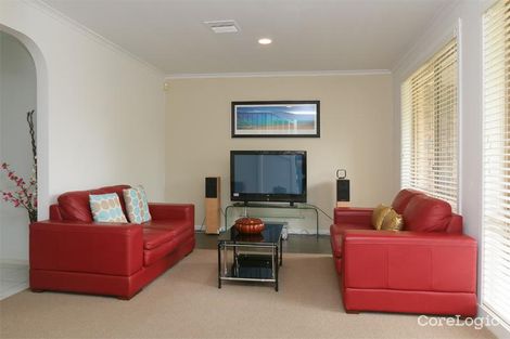 Property photo of 4 Pinehill Drive Rowville VIC 3178