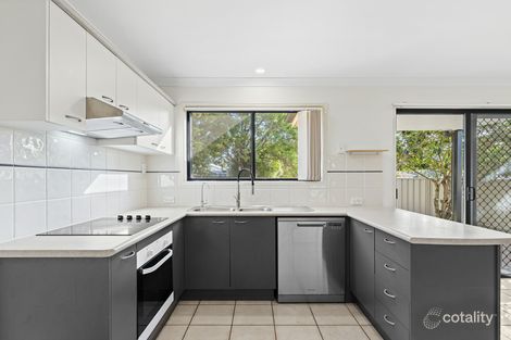 Property photo of 25/25 Buckingham Place Eight Mile Plains QLD 4113