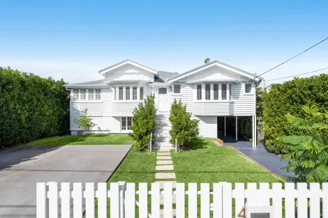 Property photo of 40 Sibley Road Wynnum West QLD 4178