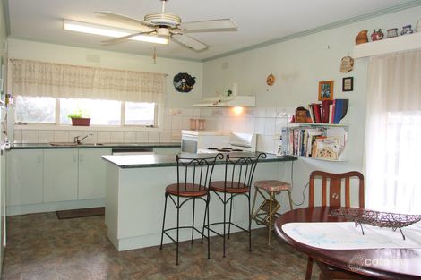 Property photo of 21 Murray Road Newborough VIC 3825