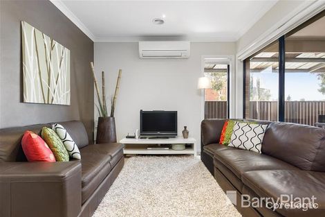 Property photo of 70 Donnici Drive Keysborough VIC 3173