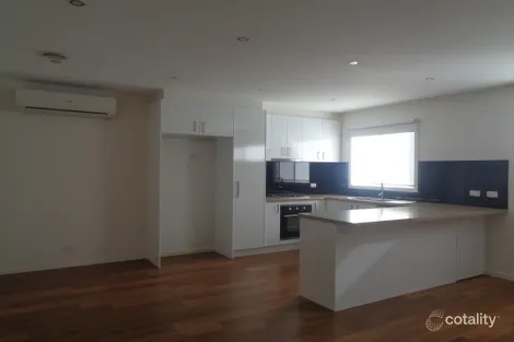 Property photo of 2/18 Sutherland Street Albanvale VIC 3021