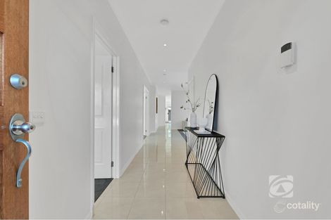 Property photo of 23 Baynton Crescent Lynbrook VIC 3975