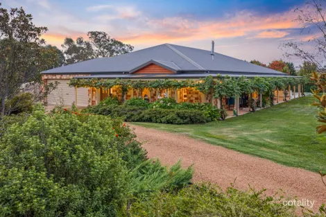 219 Ogilvies Rd, Mansfield, VIC 3722