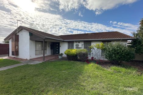 Property photo of 2 Yarram Court Kings Park VIC 3021
