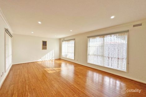 Property photo of 2 Yarram Court Kings Park VIC 3021