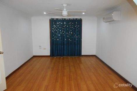 Property photo of 39 Colebee Crescent Hassall Grove NSW 2761
