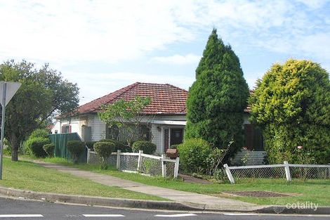 13 Skyline St, Greenacre, NSW 2190