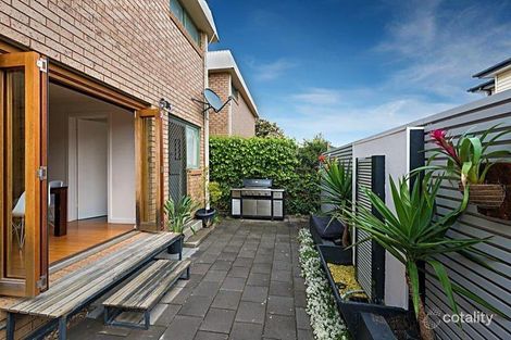 Property photo of 2/28 Snell Grove Pascoe Vale VIC 3044