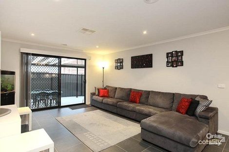 Property photo of 9 Beechworth Avenue Greenvale VIC 3059